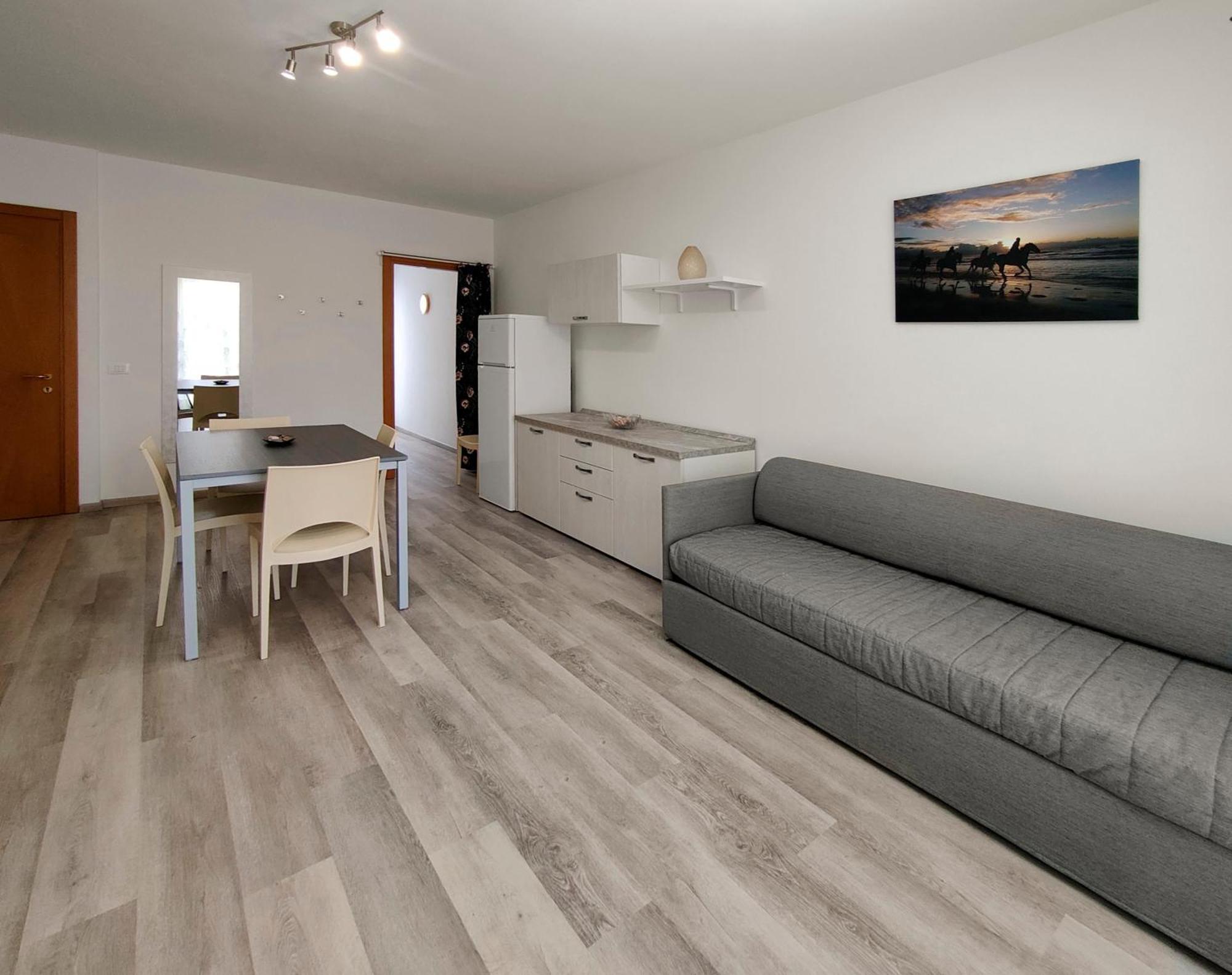 Casa Bivi - Apartments With 1 And 2 Bedrooms - Click Here For More Availabilities Lignano Sabbiadoro Exterior foto
