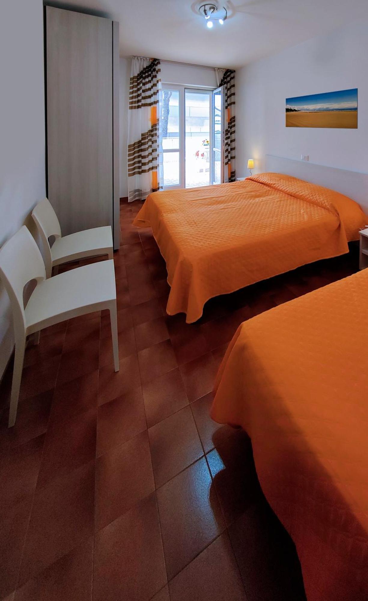 Casa Bivi - Apartments With 1 And 2 Bedrooms - Click Here For More Availabilities Lignano Sabbiadoro Exterior foto